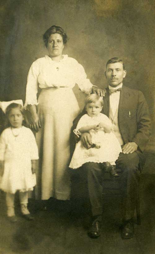 Parents Domenic and Anna Ditoto, children Louise and baby John